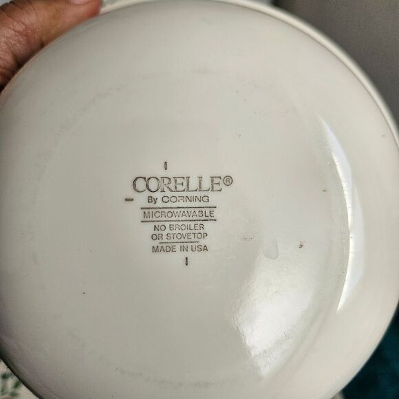Corelle farm fresh pattern 2 dinner plates, 3 cereal bowls - Picture 4 of 7
